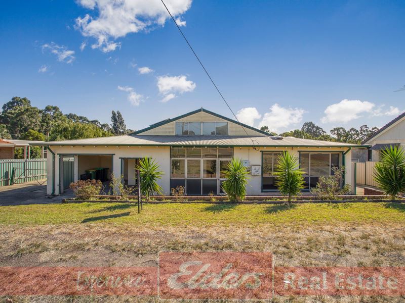 6 Coombes Street, Collie