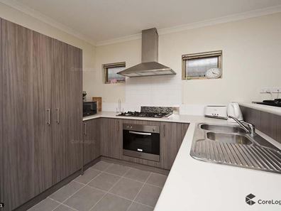 5/10 Dulegal Way, Aveley WA 6069