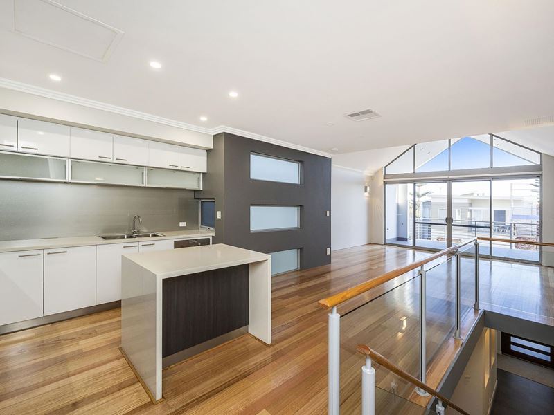 2/38 Vivaldi Drive, Mandurah WA 6210