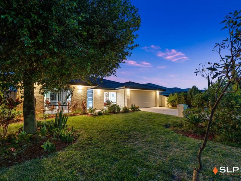23 Fineview Crescent, Carramar