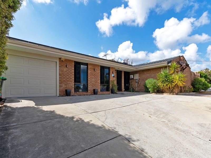 74 Gibson Avenue, Padbury