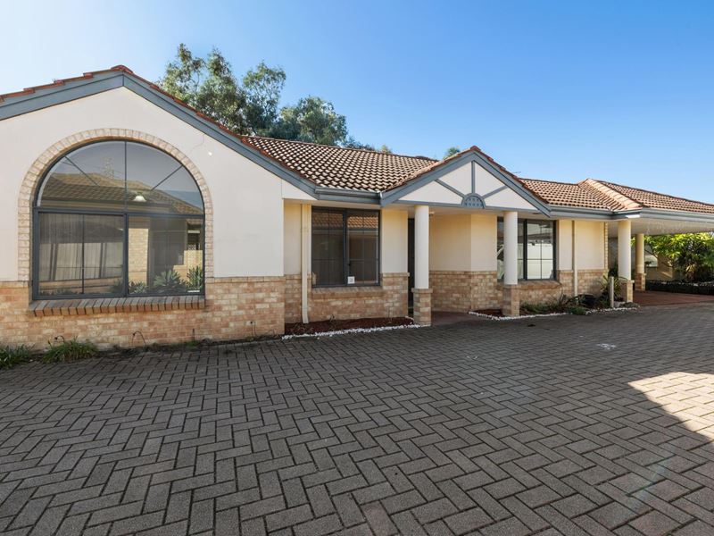 2/30 Winchester Place, Ballajura