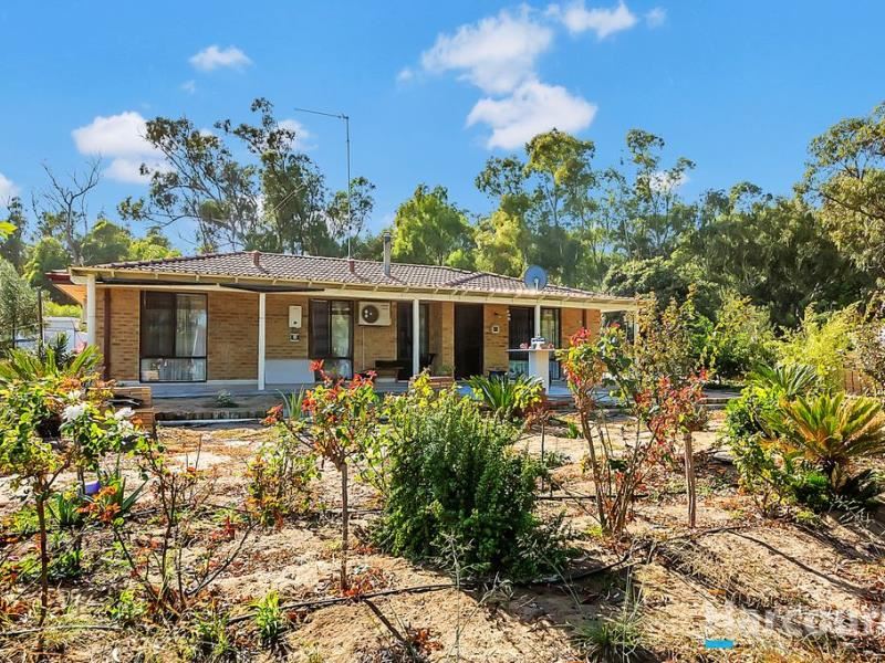 140 Bernard Road North, Carabooda