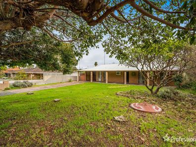 16 Luckhurst Drive, Mandurah WA 6210