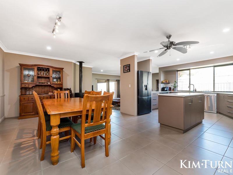 41 Janet Road, Safety Bay WA 6169