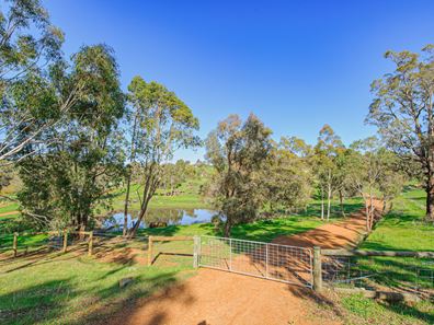 288 Clarkson Road, Bullsbrook WA 6084