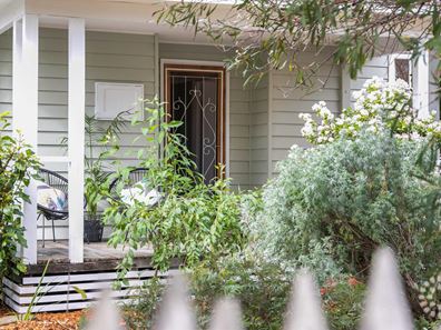 258 Carrington Street, Hilton WA 6163