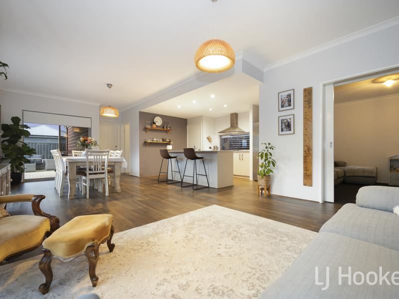 40 Equinox Avenue, Eglinton