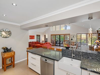 22 Walkingdale Promenade, Southern River WA 6110