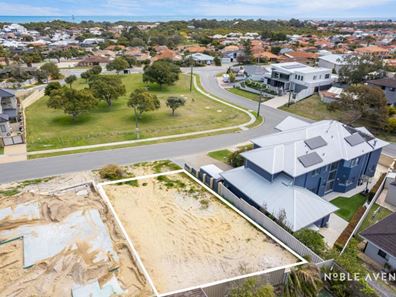 4 Kimberley Road, Hillarys WA 6025