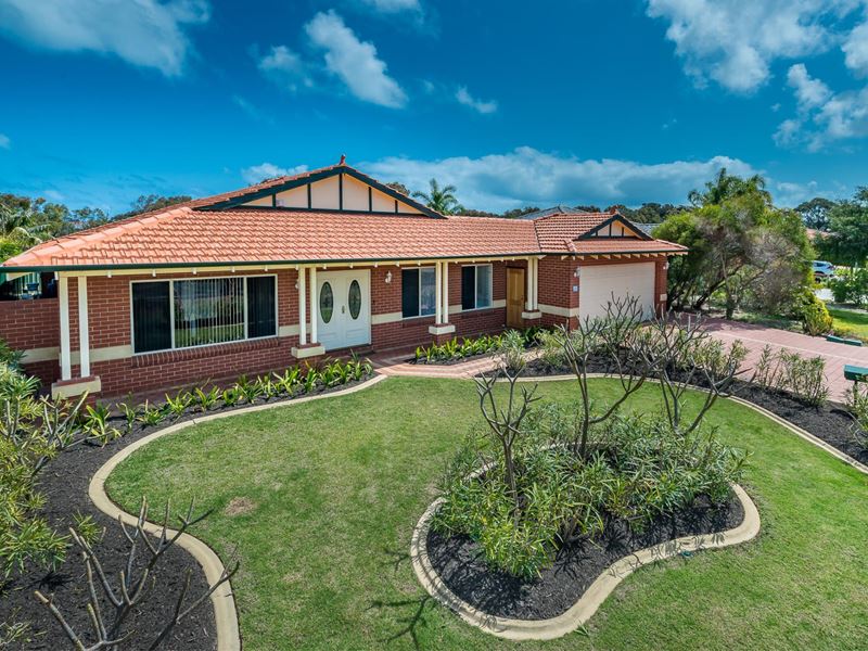 9 Caspian Pass, Iluka