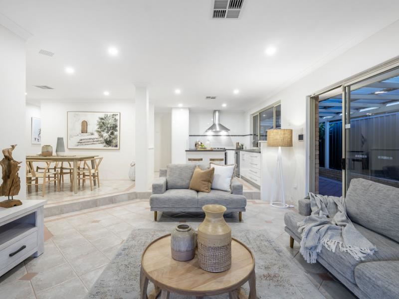 5 Thistle Grove, Currambine