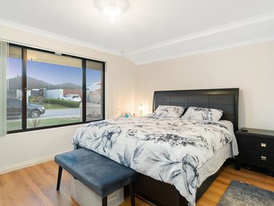 3 Fulmar Way, Seville Grove WA 6112