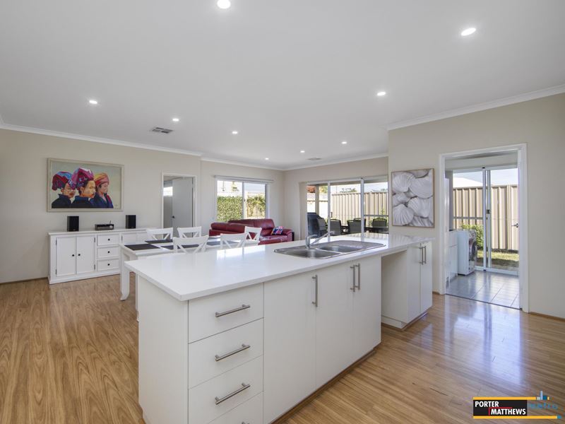 44 Arlunya Avenue, Belmont