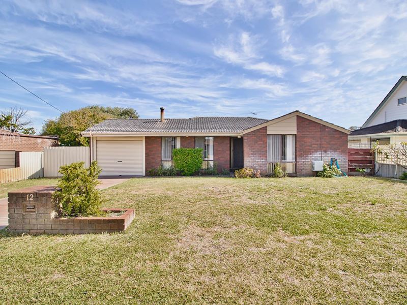 12 Ricketts Court, Rockingham