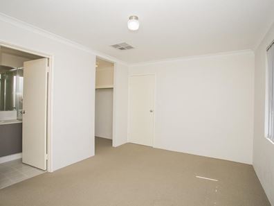 6 Melbourne Loop, Clarkson WA 6030