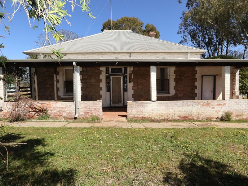 96 Herald Street, Narrogin