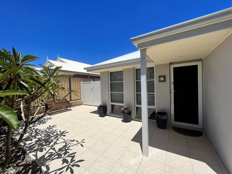 10 Atra Avenue, Tapping