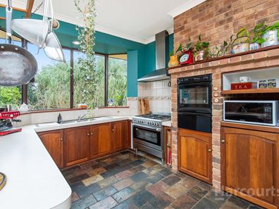 6 Spyglass Rise, Halls Head WA 6210