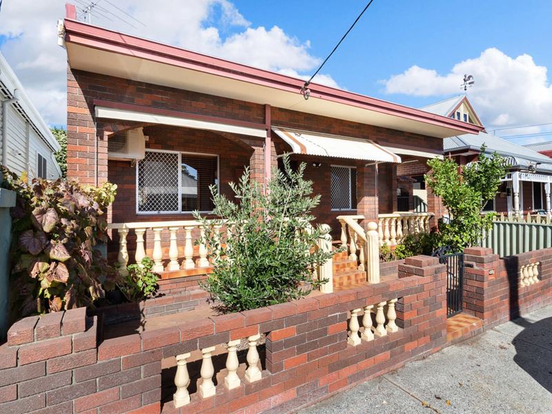 10 Knebworth Avenue, Perth