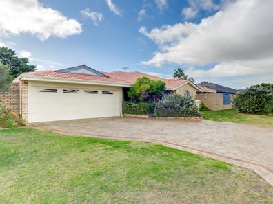 9 St Andrews Loop, Cooloongup WA 6168