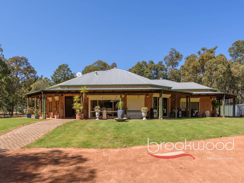 64 Country Road, Gidgegannup
