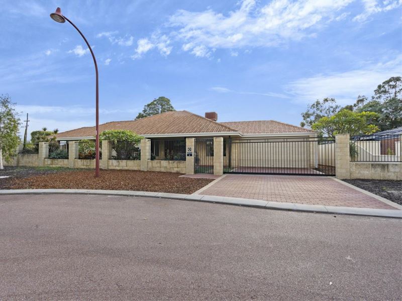 2 Putting Green, Maddington
