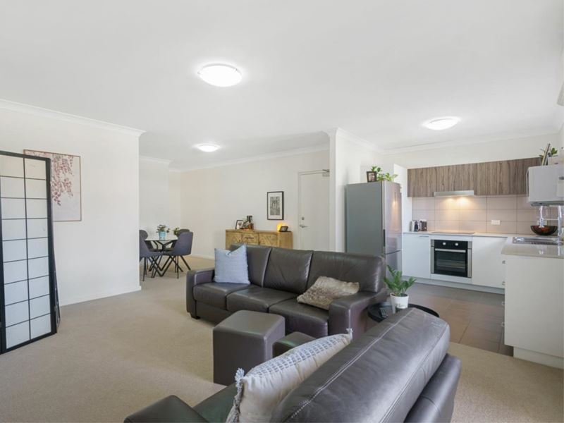 24/10 Whitlock Road, Queens Park