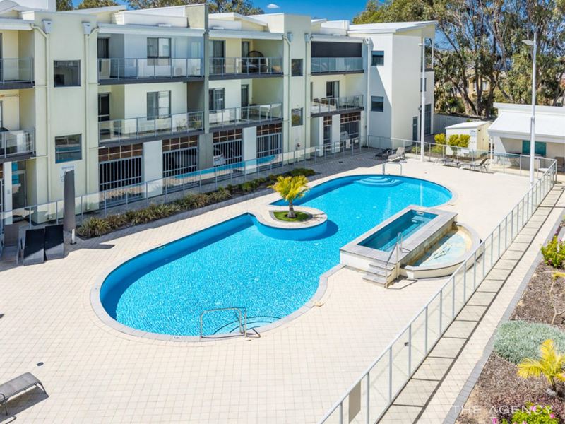 13/88 Lakeside Drive, Joondalup