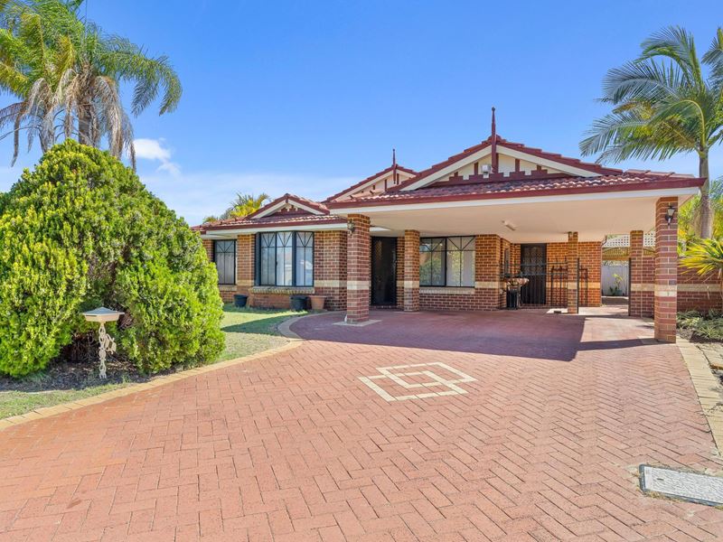 8 BLUE GROVE, Alexander Heights