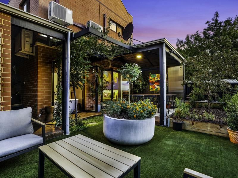 3/2 Ninth Avenue, Maylands