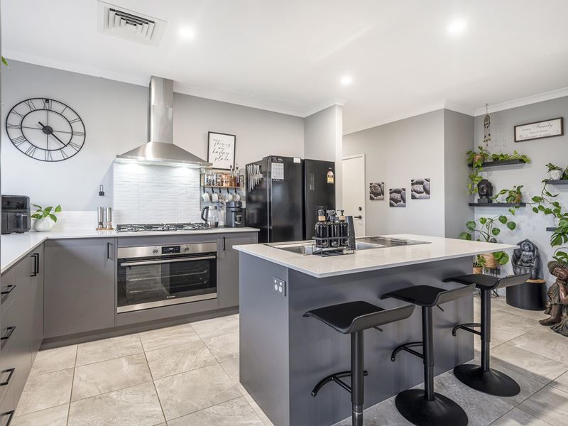 29 Runaway Approach, Golden Bay