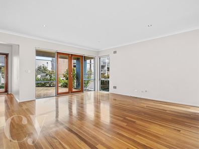 58 Breaksea Drive, North Coogee WA 6163