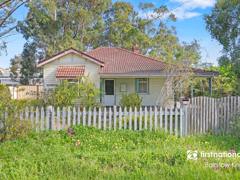 13 Albany Highway, Mount Barker