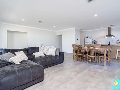 10 Paddle Way, Yanchep WA 6035