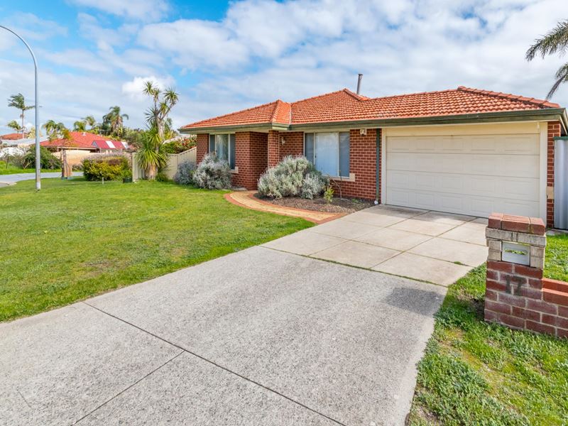 17 Bree Close, Atwell WA 6164