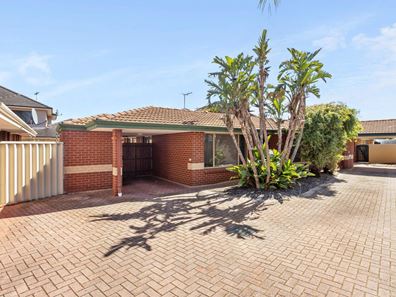 2/406 Crawford Road, Dianella WA 6059