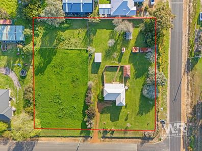 31 Silver Street, Mckail WA 6330