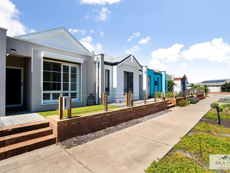 7 Stanbury Crescent, Ellenbrook