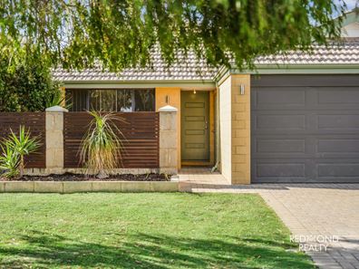 18 Woolly Road, Banksia Grove WA 6031