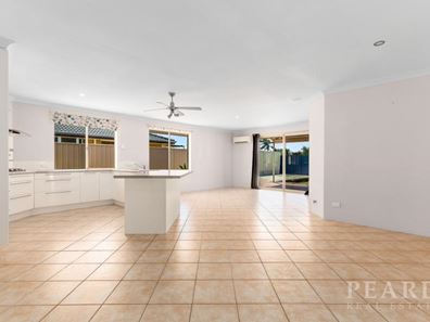 11 Basslet Place, Warnbro WA 6169