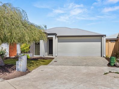 11 Sunridge Close, Caversham WA 6055