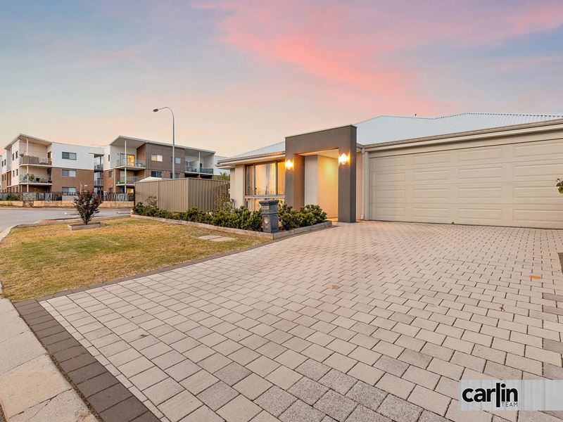 42 Grande Crescent, Success