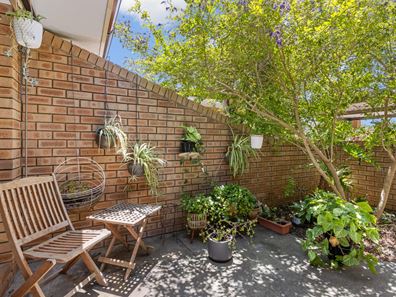 25 Dewar Street, Armadale WA 6112