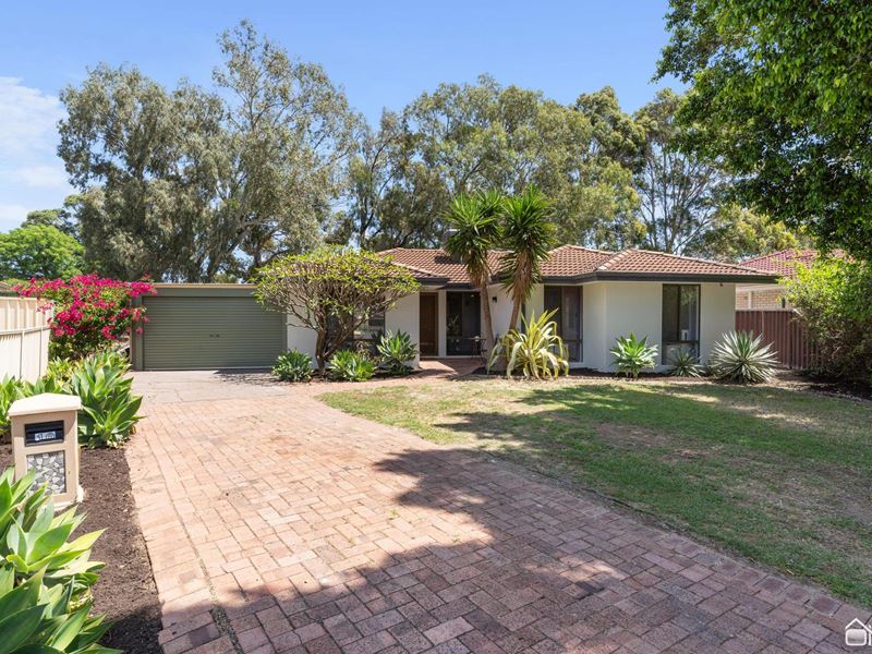 10 Excalibur Circle, Camillo