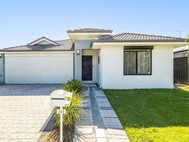 223 Egerton Drive, Aveley