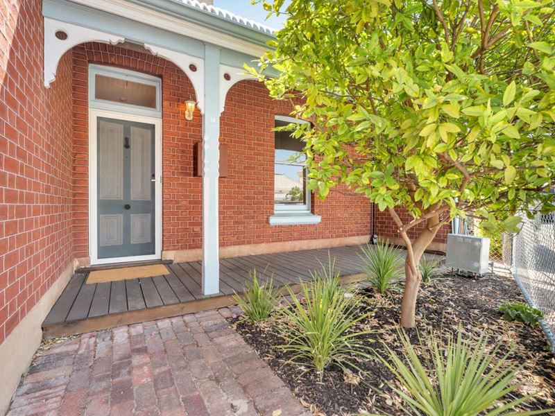 14 Burns Street, North Fremantle WA 6159