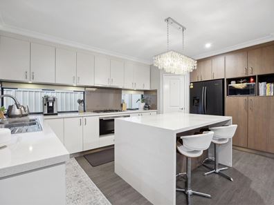 6b Reef Way, Yangebup WA 6164