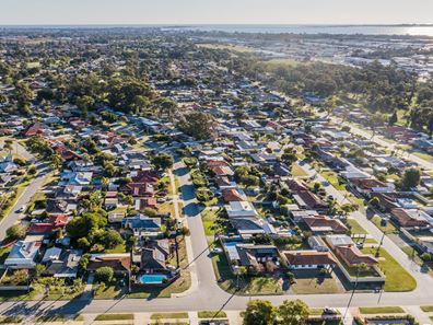Unnaro Street, Hillman WA 6168