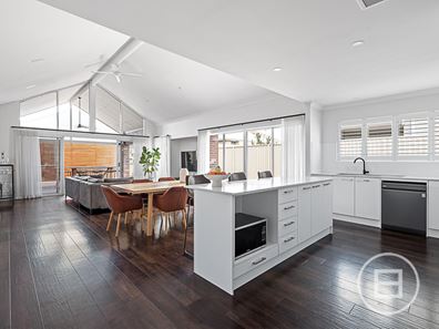 24 Fairlead Link, South Guildford WA 6055